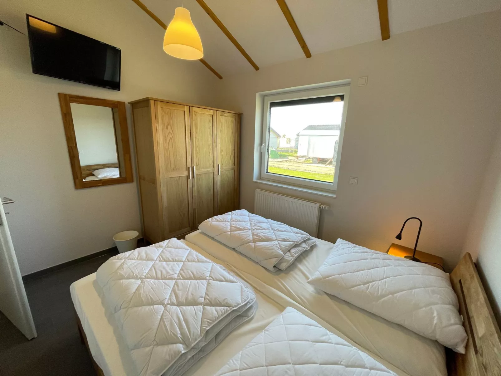 G11 Eingezäuntes Neubau-Haus in Eckwarderhörne-Drinnen