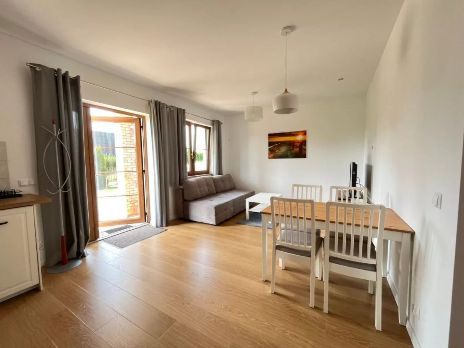 Komfortable Wohnung mit Garten, in der Nähe des Meeres-Inside