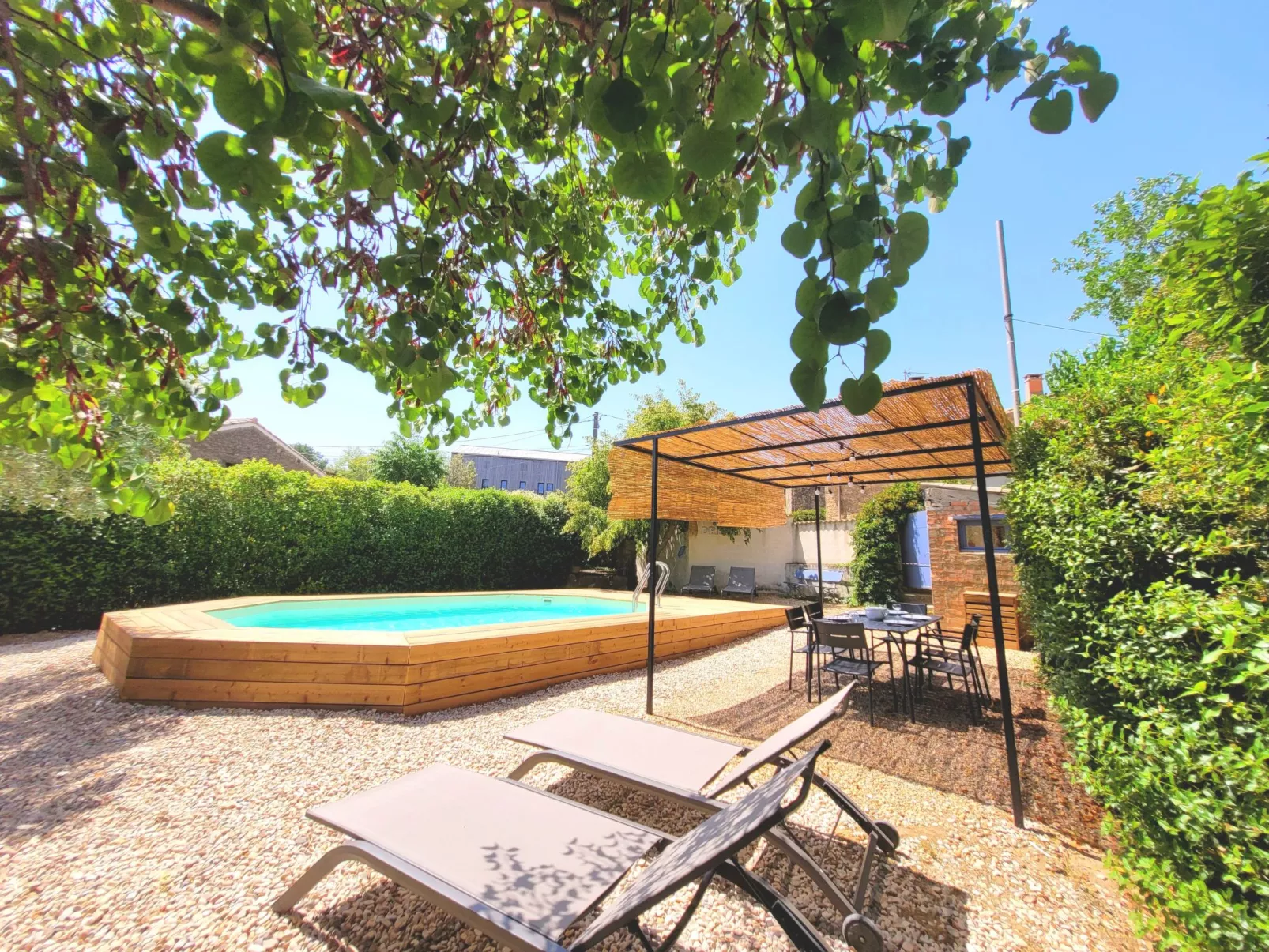 Angenehmes Ferienhaus für 5 Personen-Outside