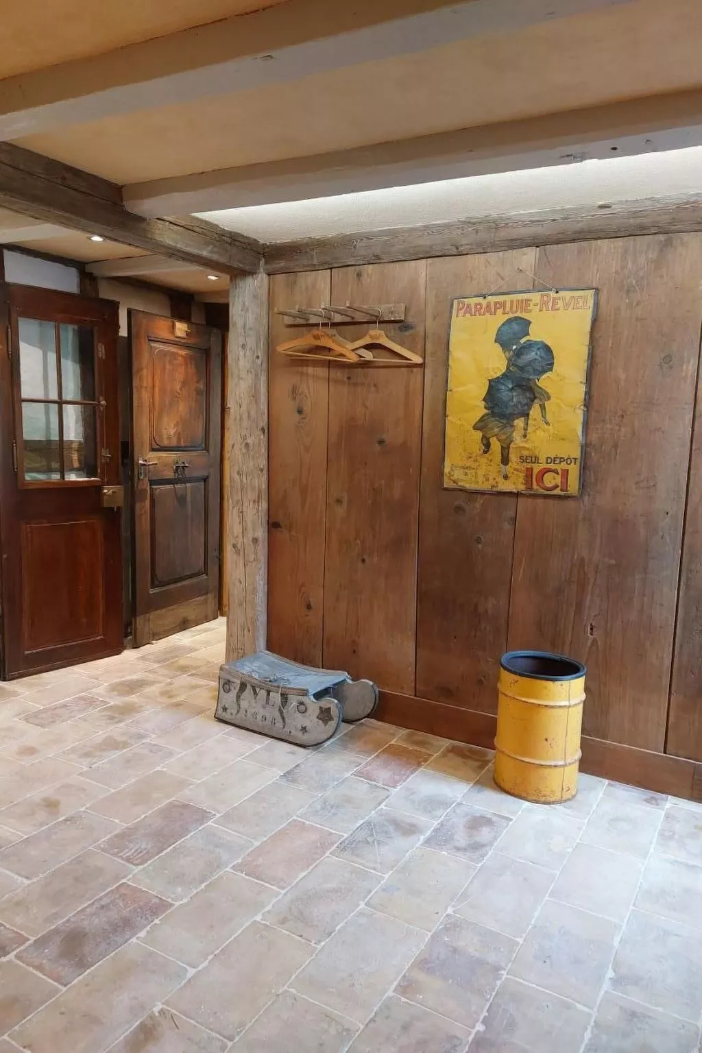 Historisches Riegel-Doppelbauernhaus-Inside