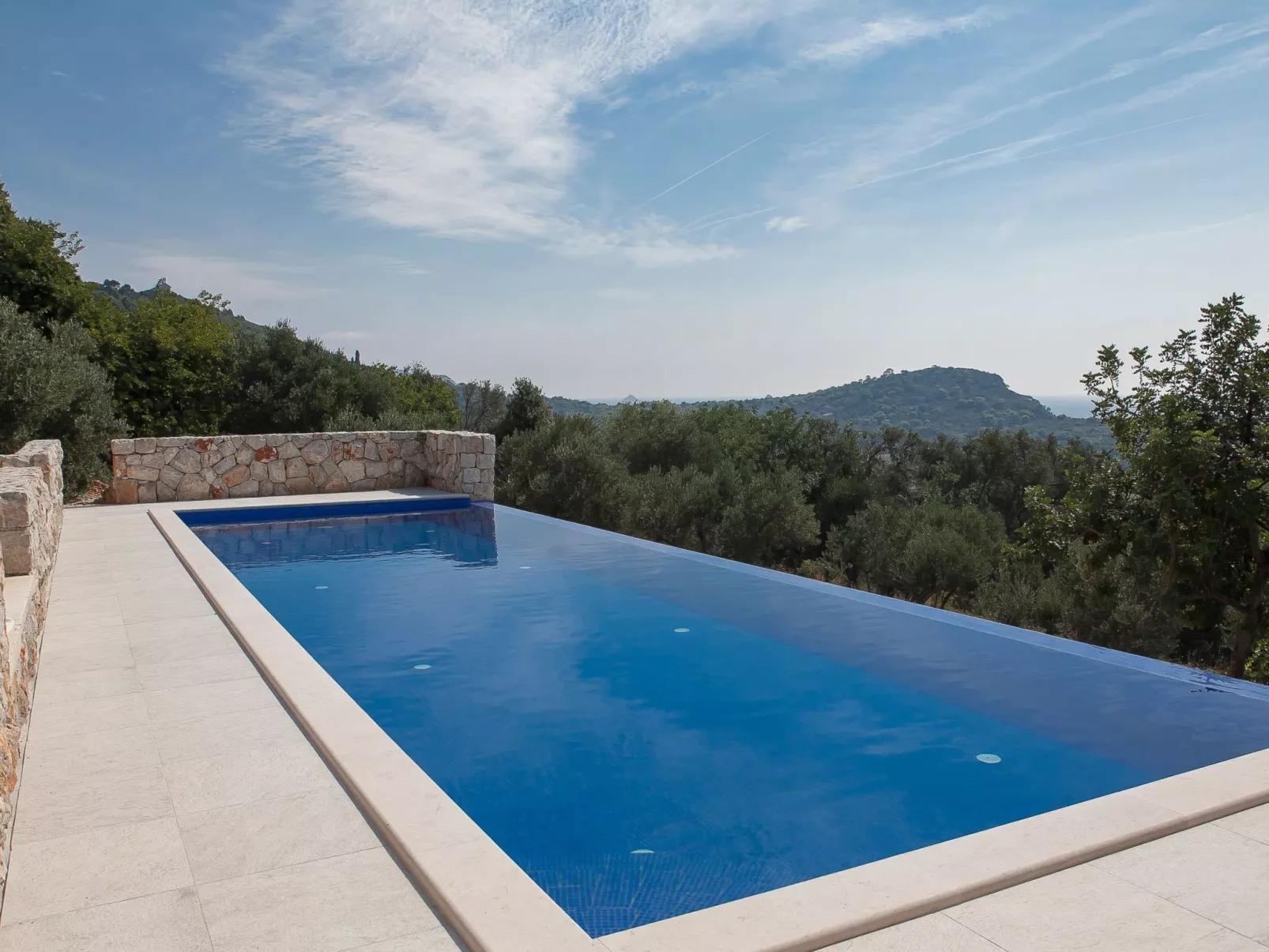 Villa Ella mit Infinity-Pool-Dehors