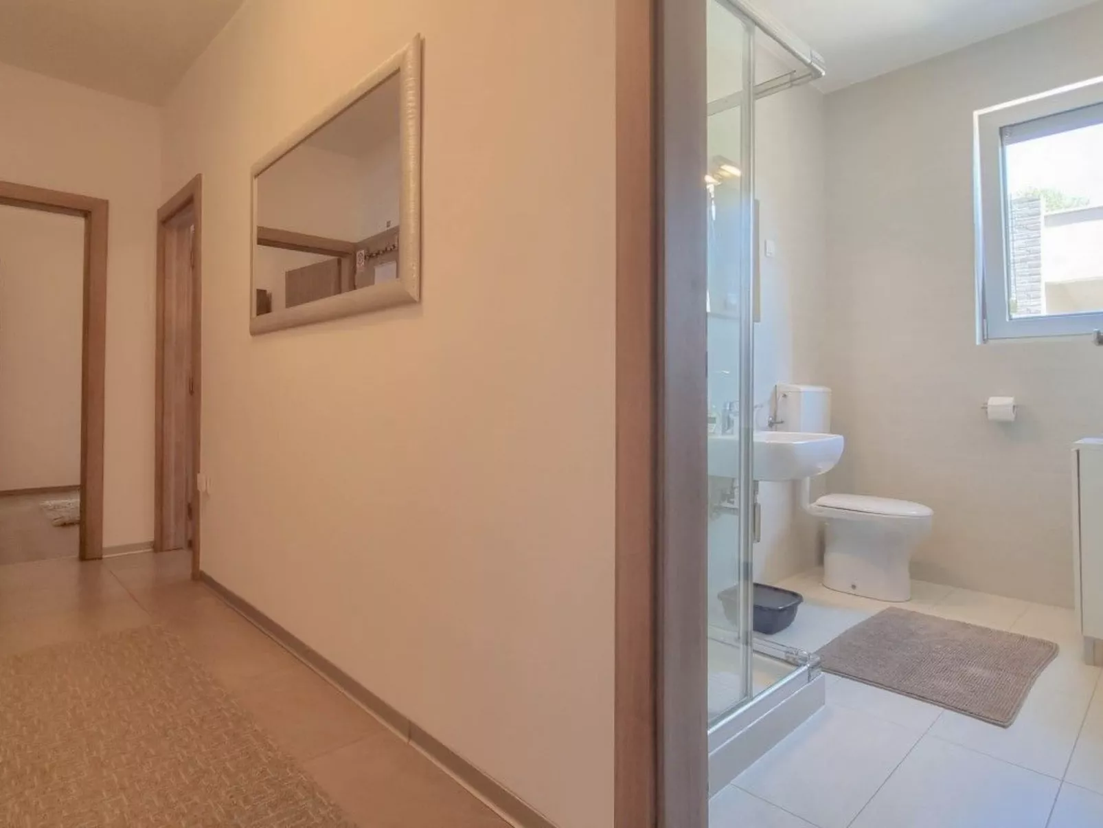 Wohnung "Niva B" mit Terrasse-Inside