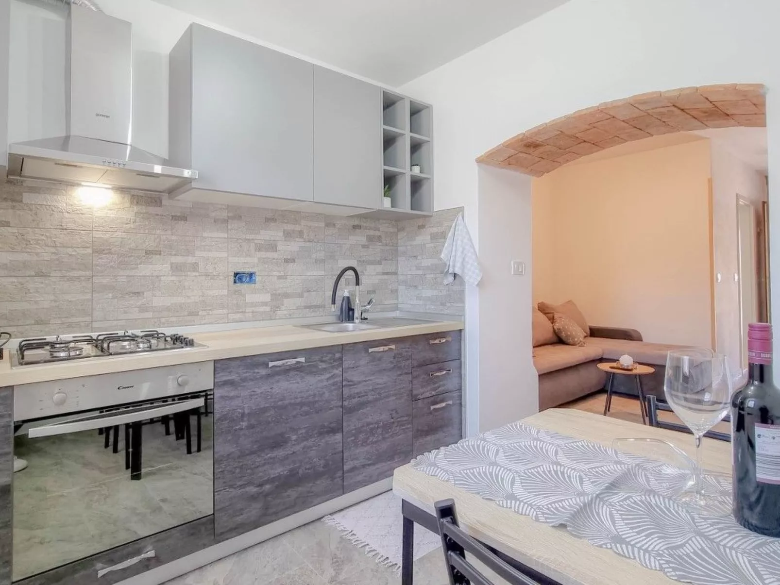 Für 3 Personen ca. 40 m&sup2; in Novigrad, Adriaküste Kroatien (Westküste von I-Image-tags.info