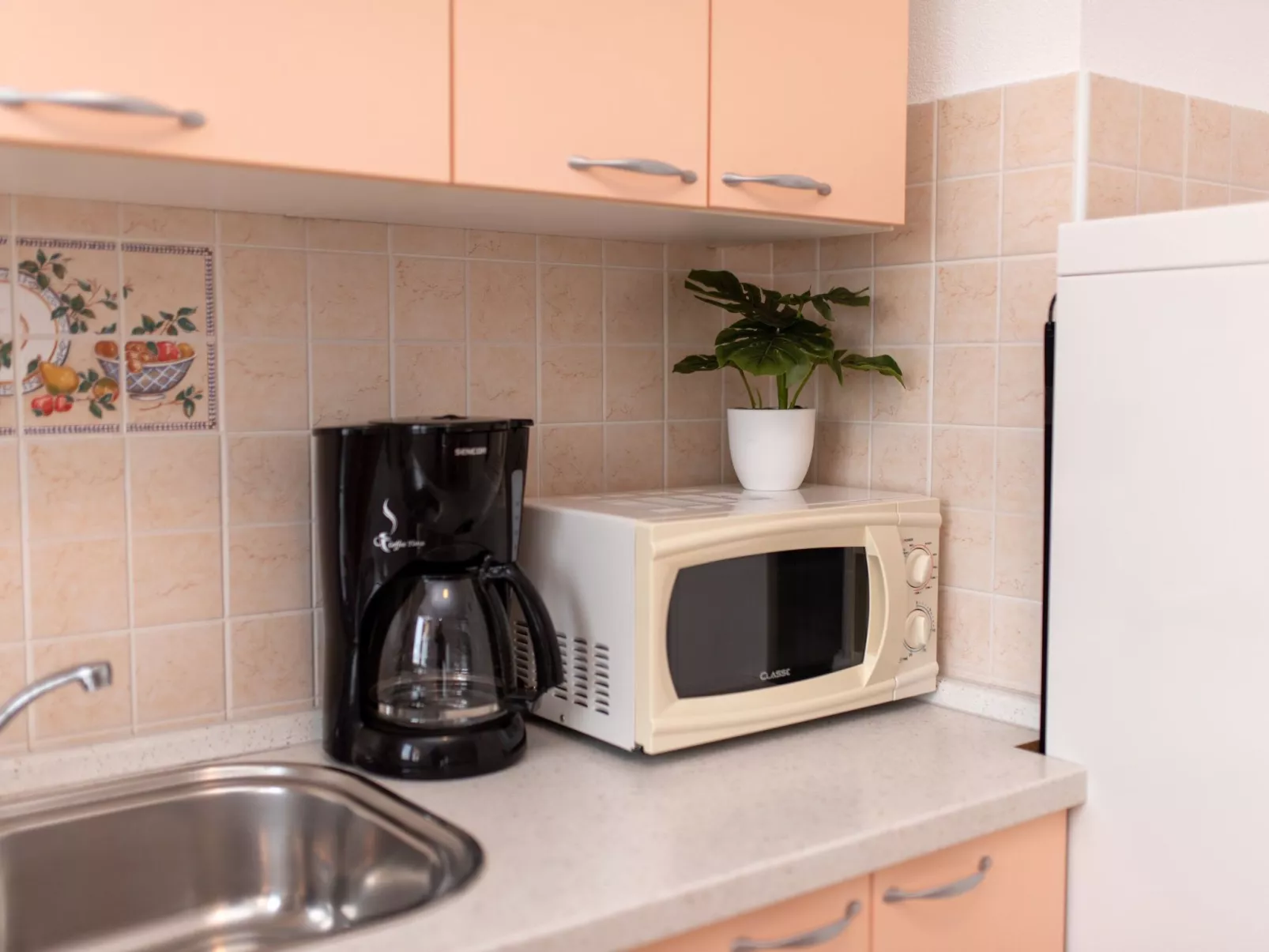 Am Südhang gelegen mit Meerblick-Image-tags.info