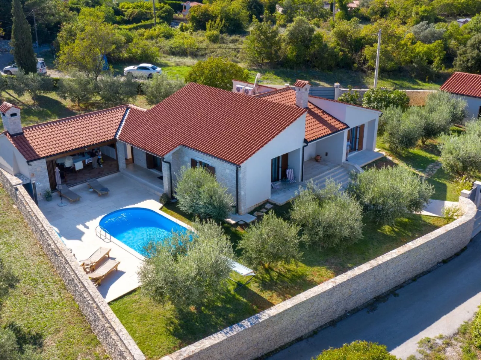 In Kavran mit Privatem Pool-Outside