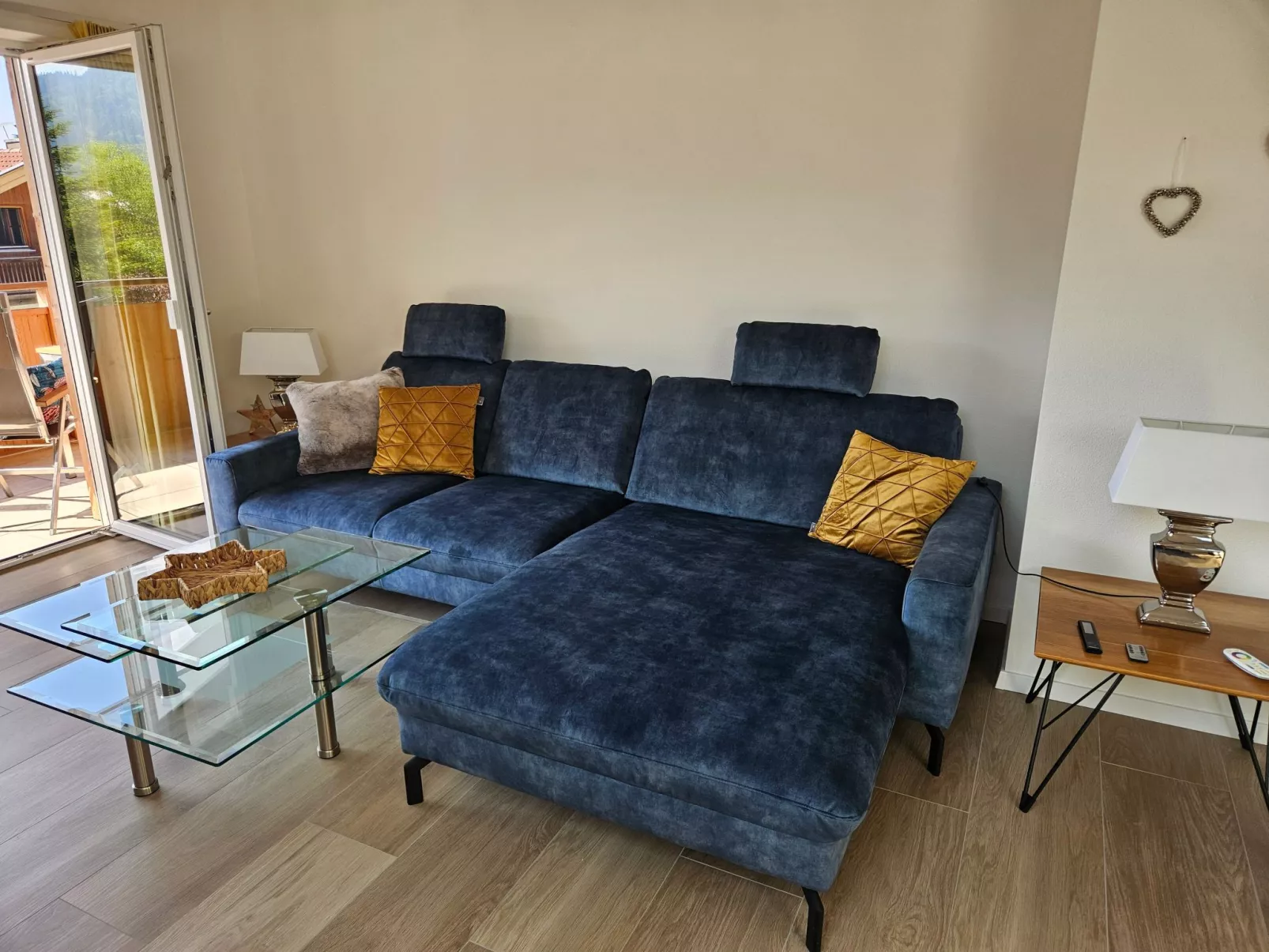 Tegernsee Stern bei Rottach-Egern-Inside