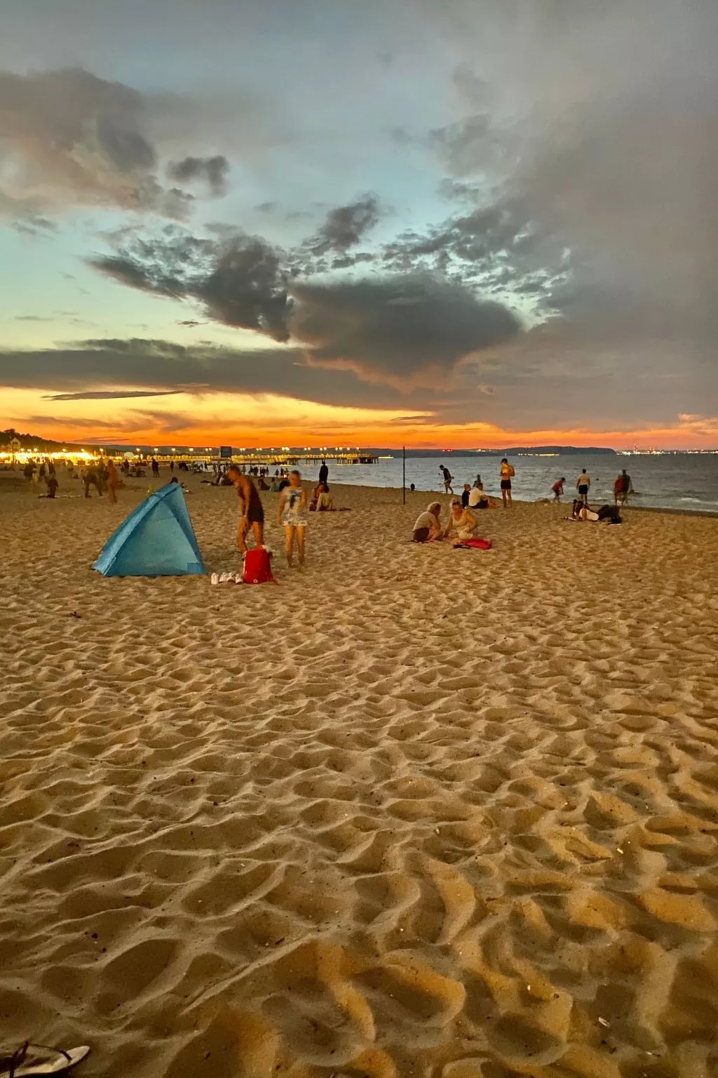 Wohnung in Brzeźno mit Großem Garten-Draußen