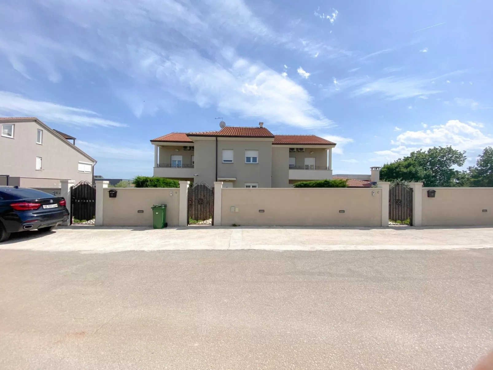 "Hanna" mit privatem Pool-Outside