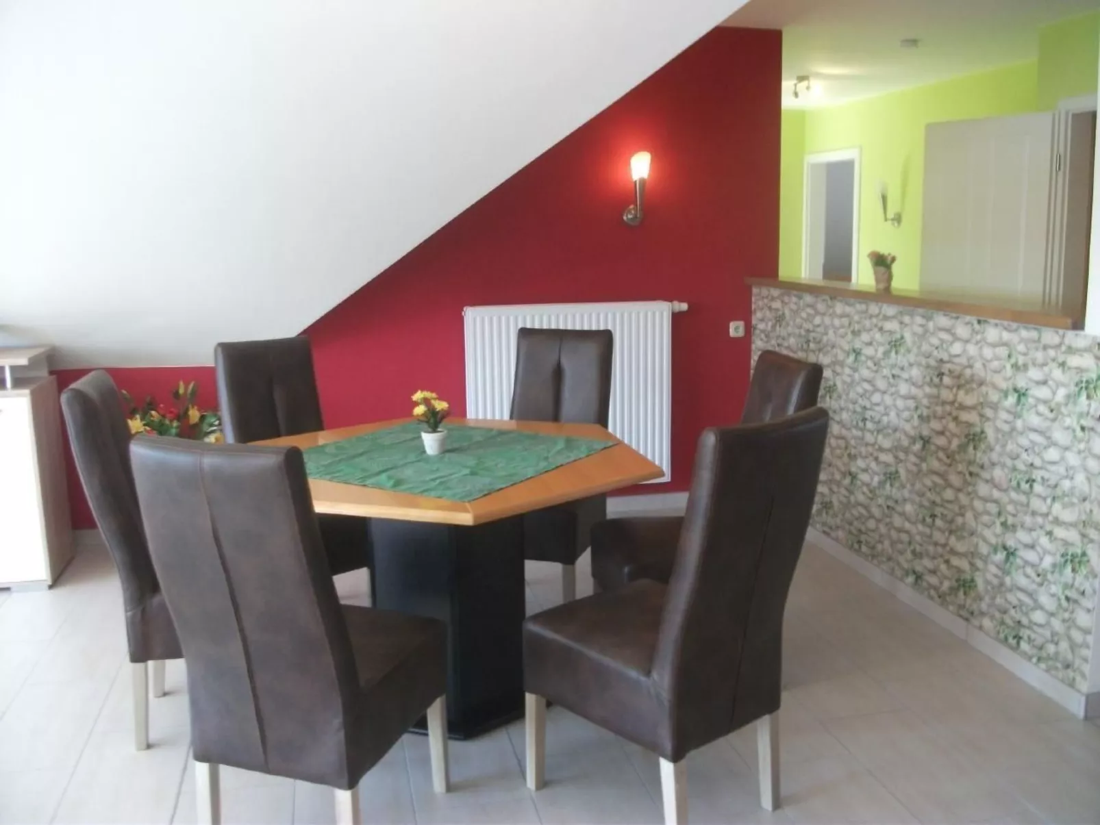 Landromantik mit traumhaftem Seeblick-Inside