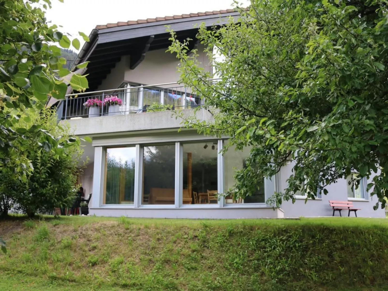 "Ferienwohnung ""Spel Rein"" Cumpadials"-Draußen