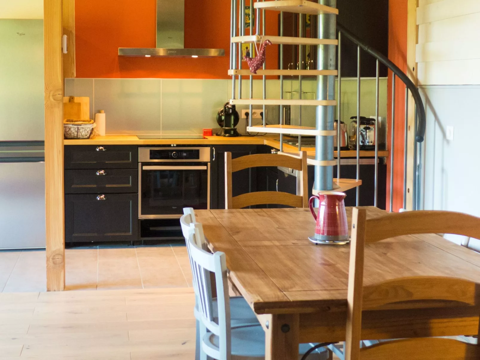 Gemütliches Steinhaus mit Garten-Drinnen