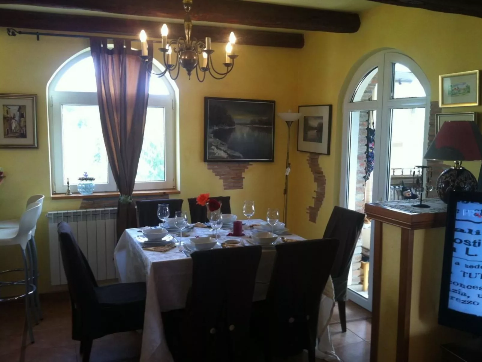 Ferienvilla Lucia mit Pool und eigenem Tennisplatz-Image-tags.info