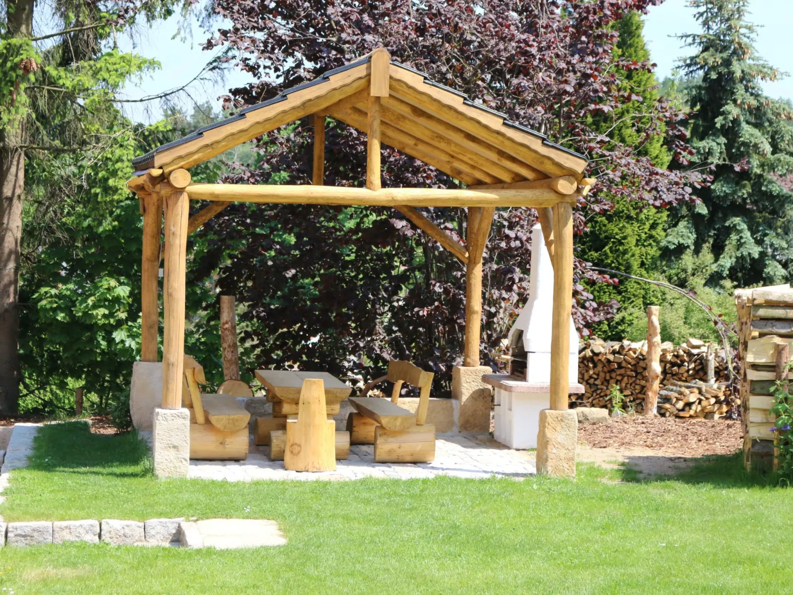 Studio-Appartement mit Bergblick-Outside