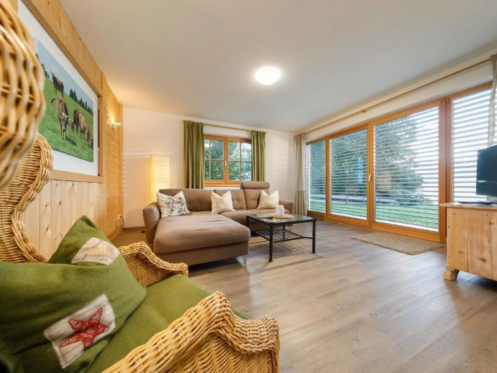 Chalet mit Blick auf das Wasser-Dedans