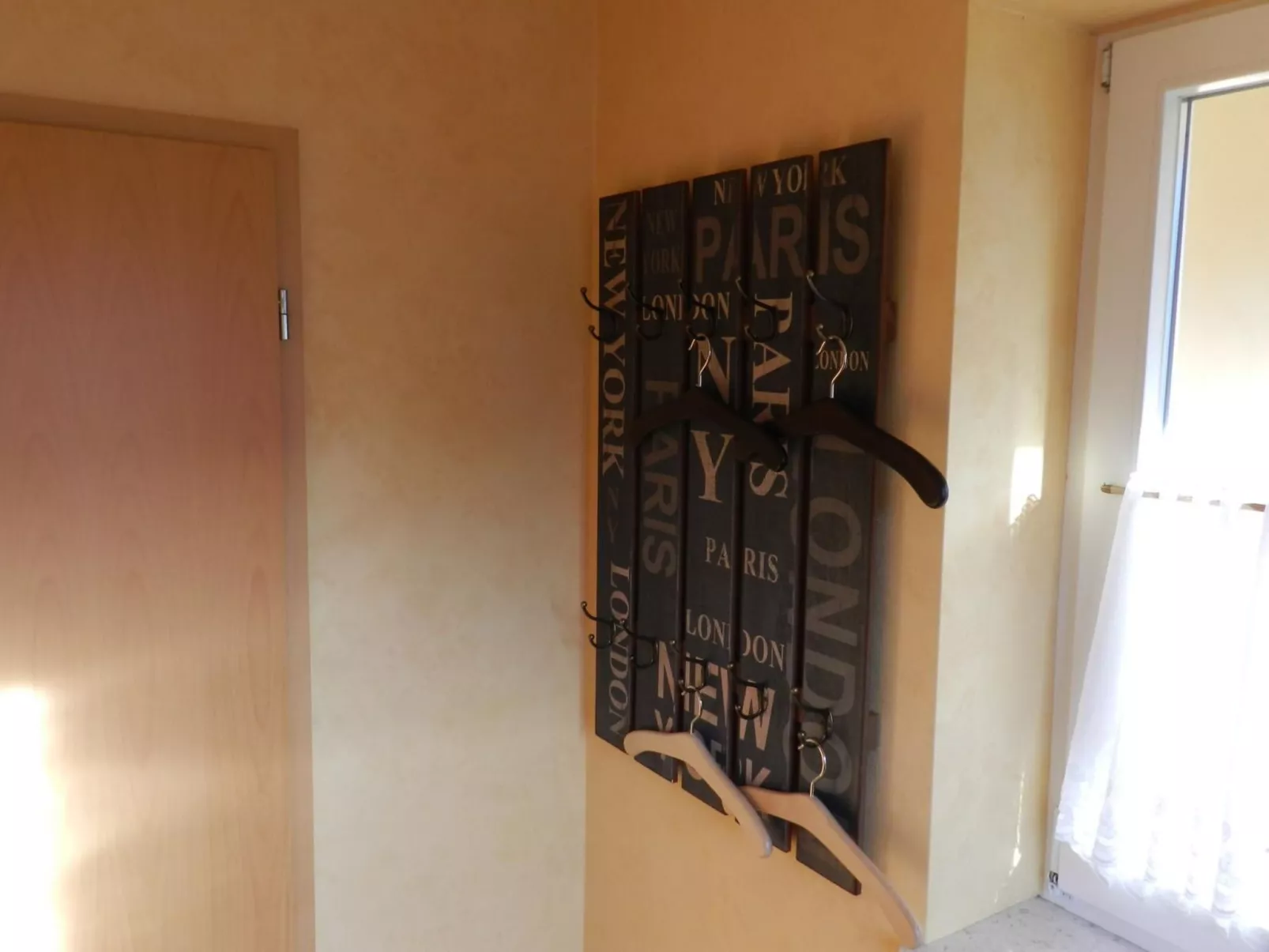 Schöne Ferienwohnung mit Terrasse und Moselblick-Dedans