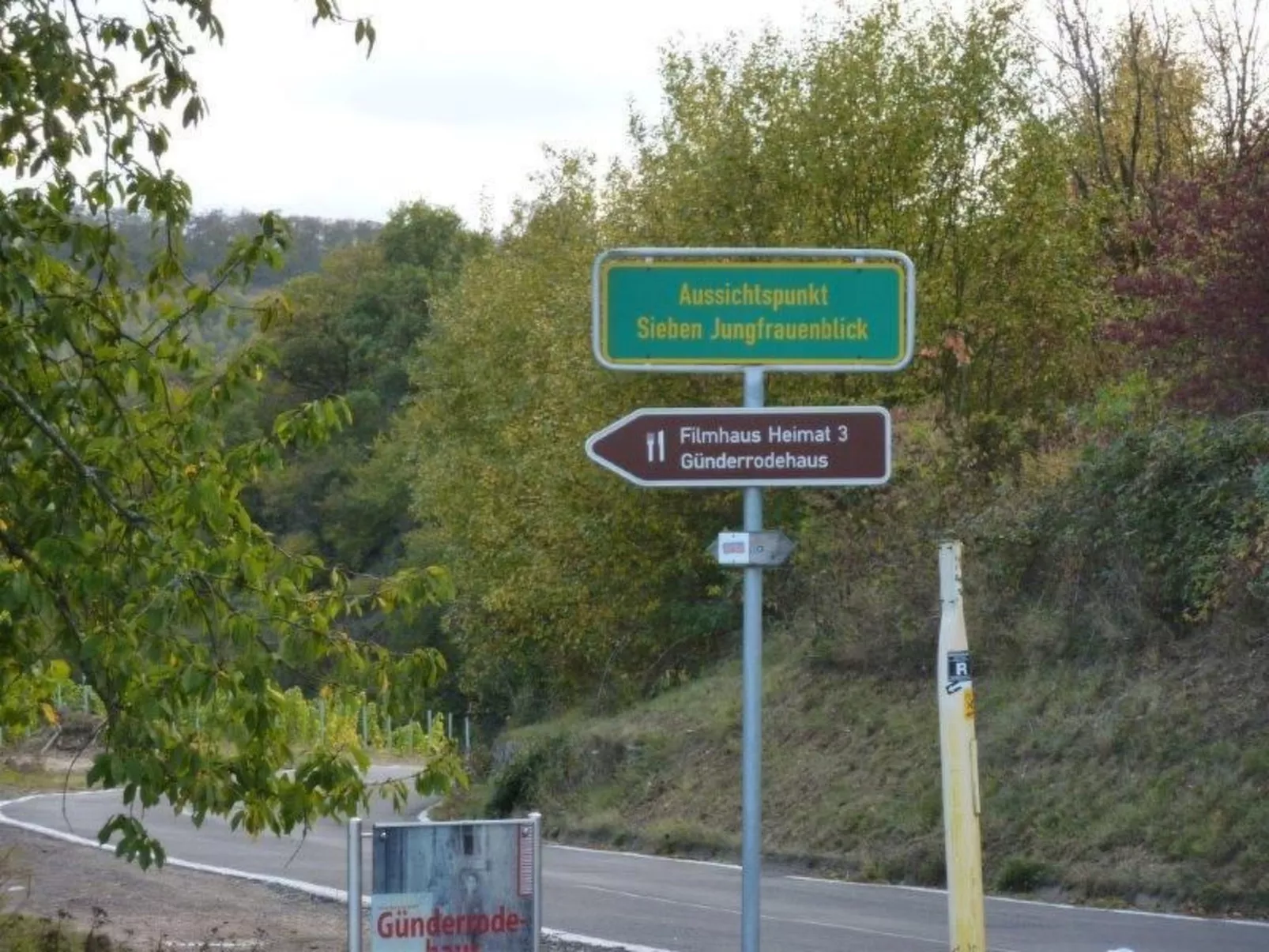 Appartement mit Terrasse, Garten und Grill-Draußen