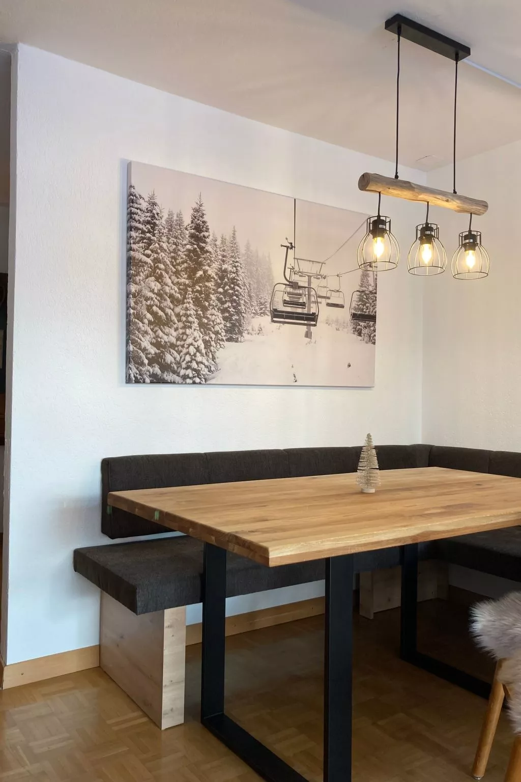 Geräumiges 3.5-Zimmer - Zentral - Balkon - Haus Dala-Dedans