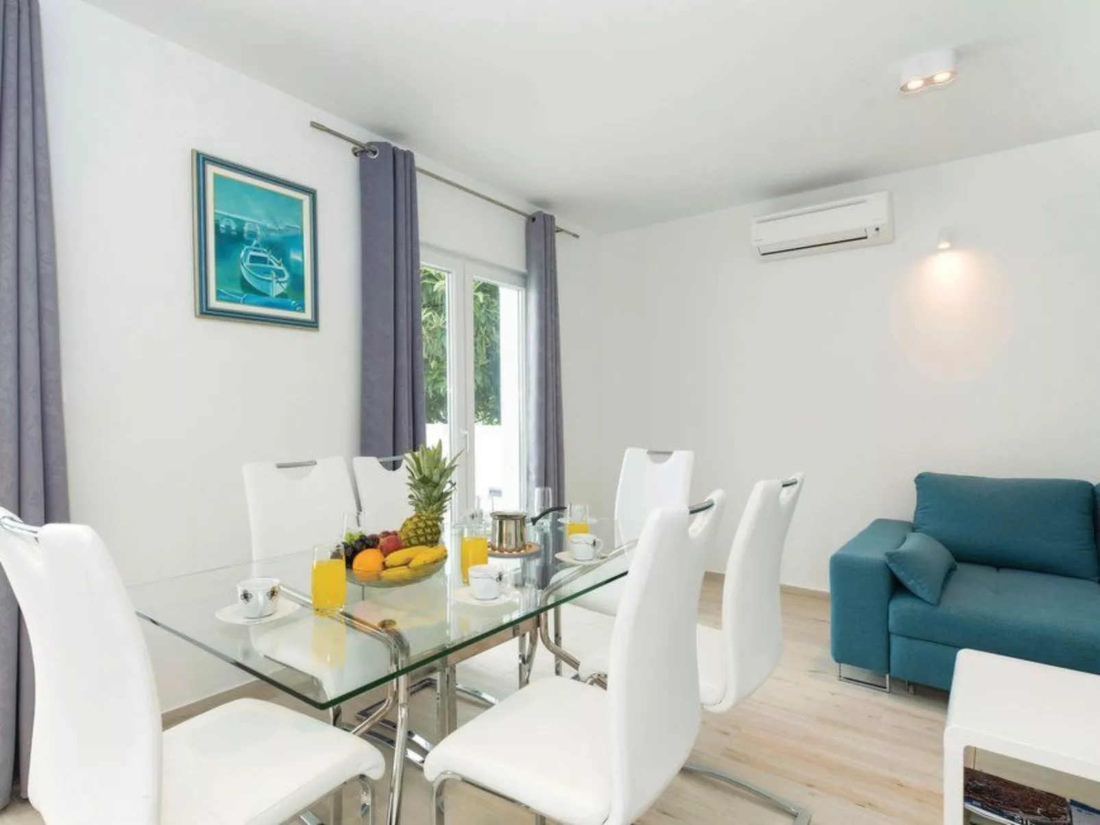 Villa Felicita für 12 Personen in Zaboric-Inside