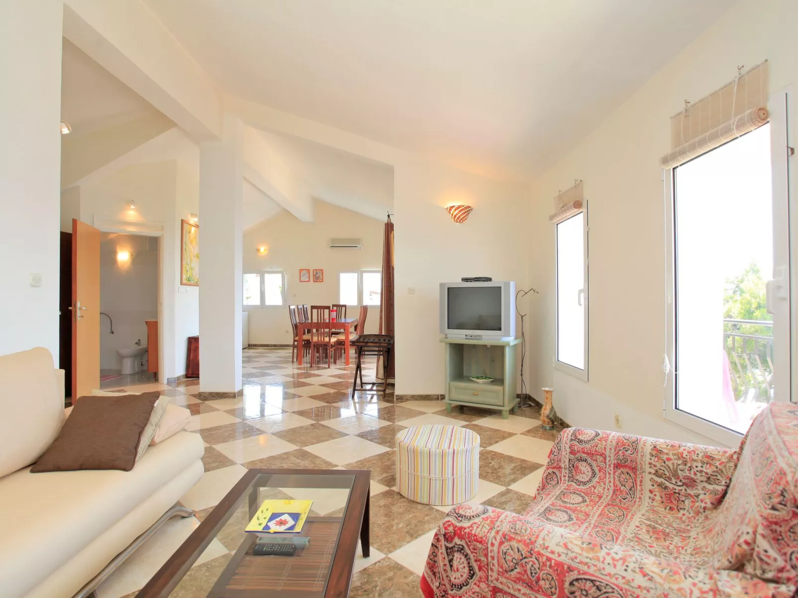 Ferienapartment für vier Personen-Drinnen