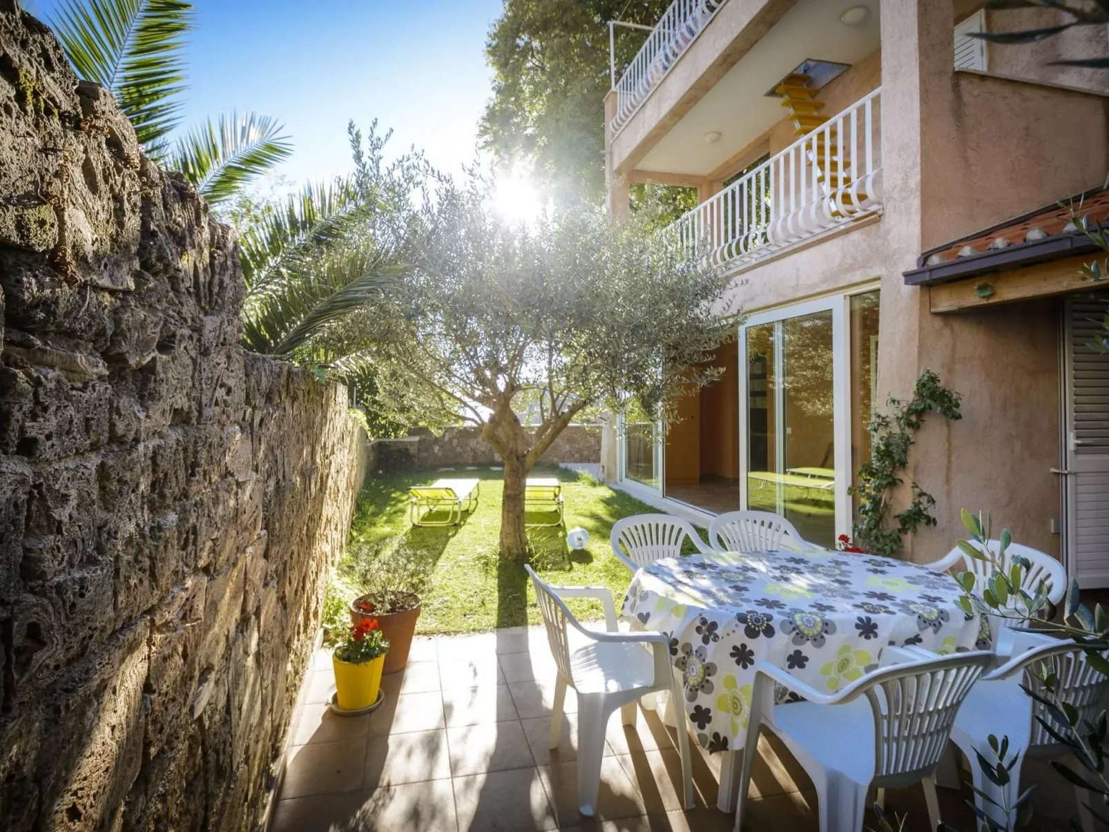 Wohnung "Celtis" mit Blick auf das Wasser-Draußen