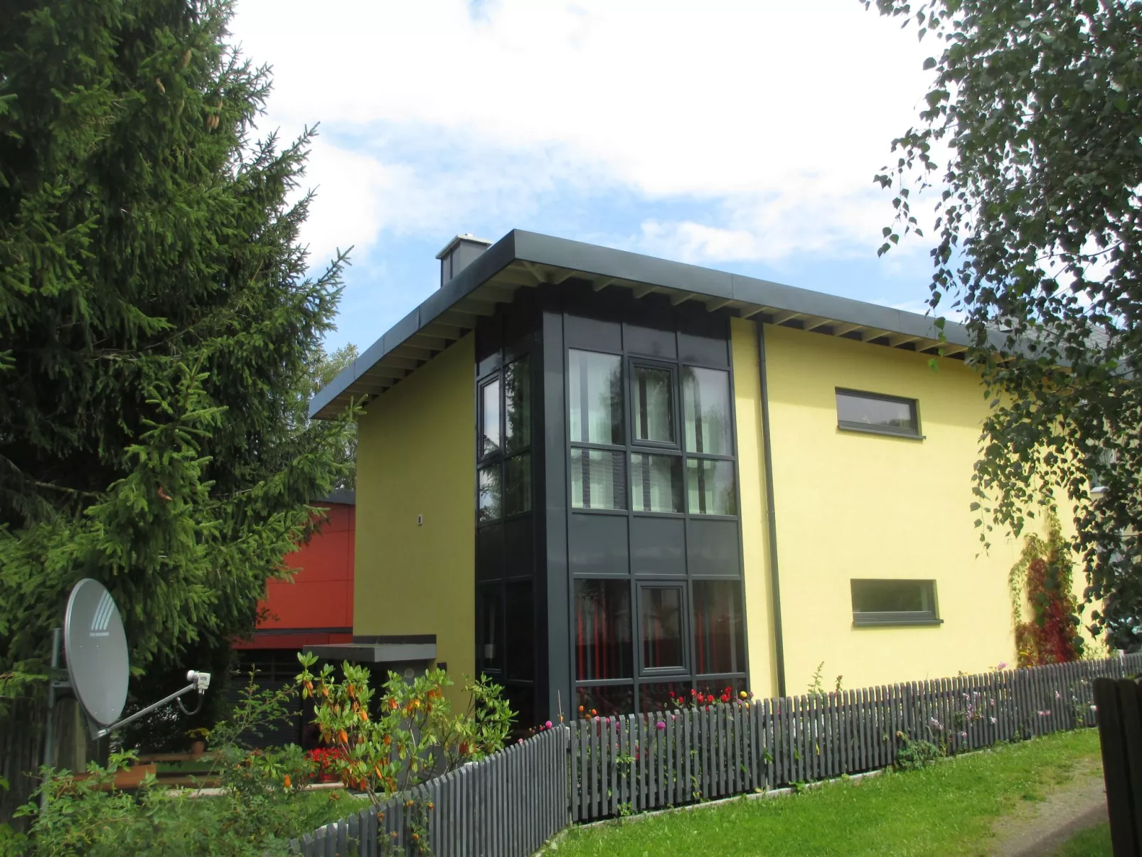 Moderne, niveauvoll eingerichtete Ferienwohnung-Outside