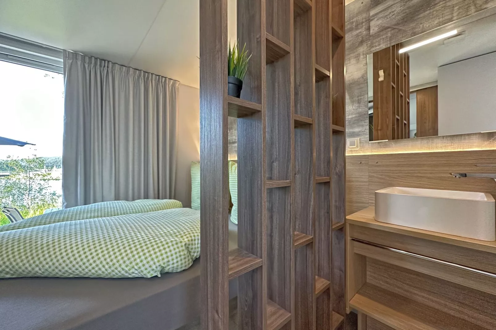 FERIENDORF SEEBLICK - Tiny Chalet am Eixendorfer See-Bedroom