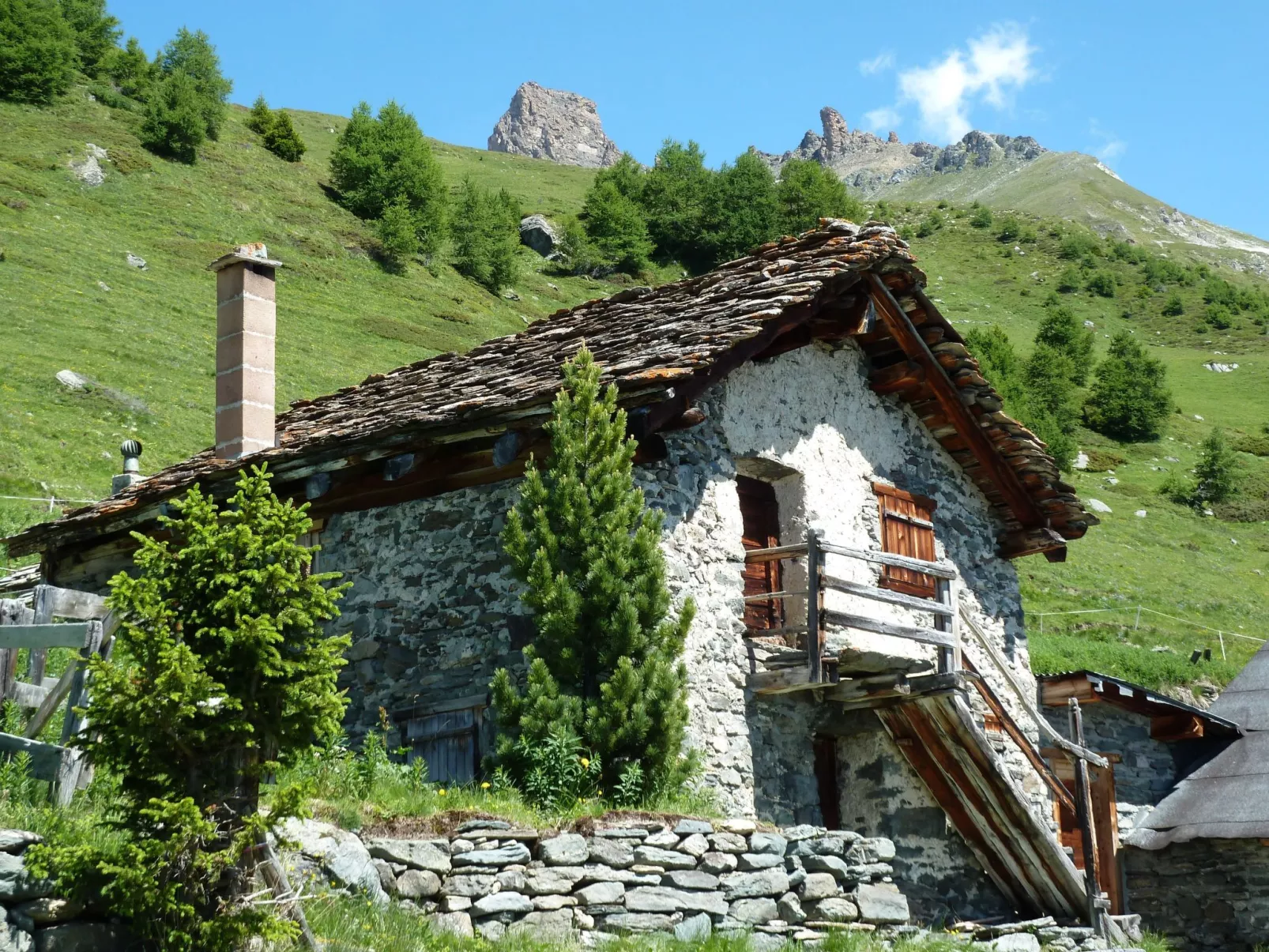 Typische Wohnung Le Ver Luisant. Val d'Hérens-Outside