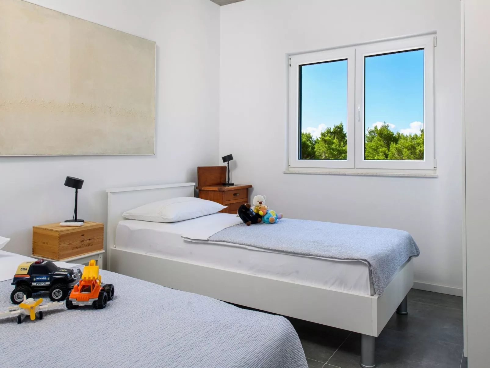 Modernes Ferienhaus in Zaostrog mit Beheiztem Pool-Inside