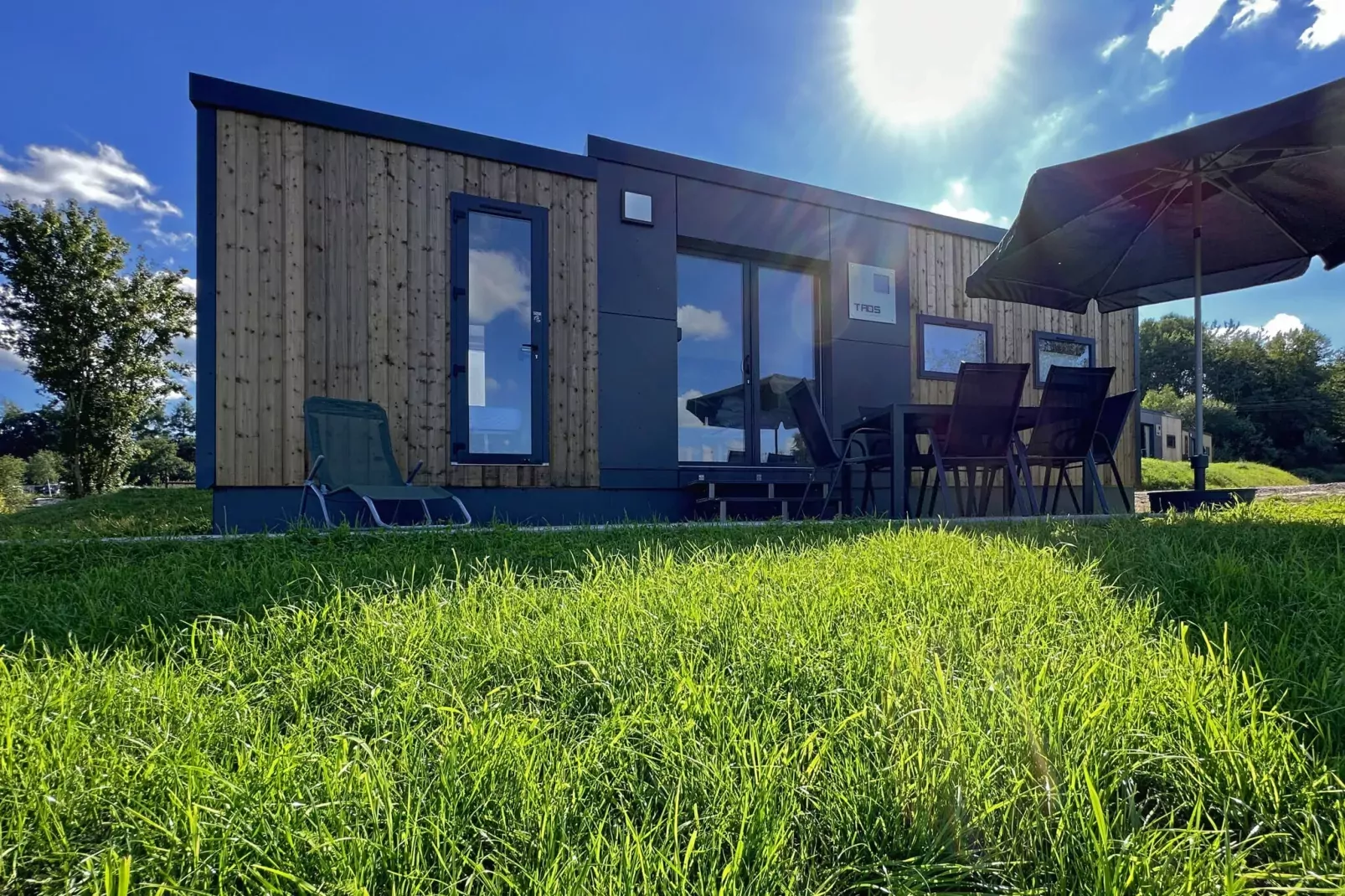 FERIENDORF SEEBLICK - Tiny Chalet am Eixendorfer See-Exterior summer