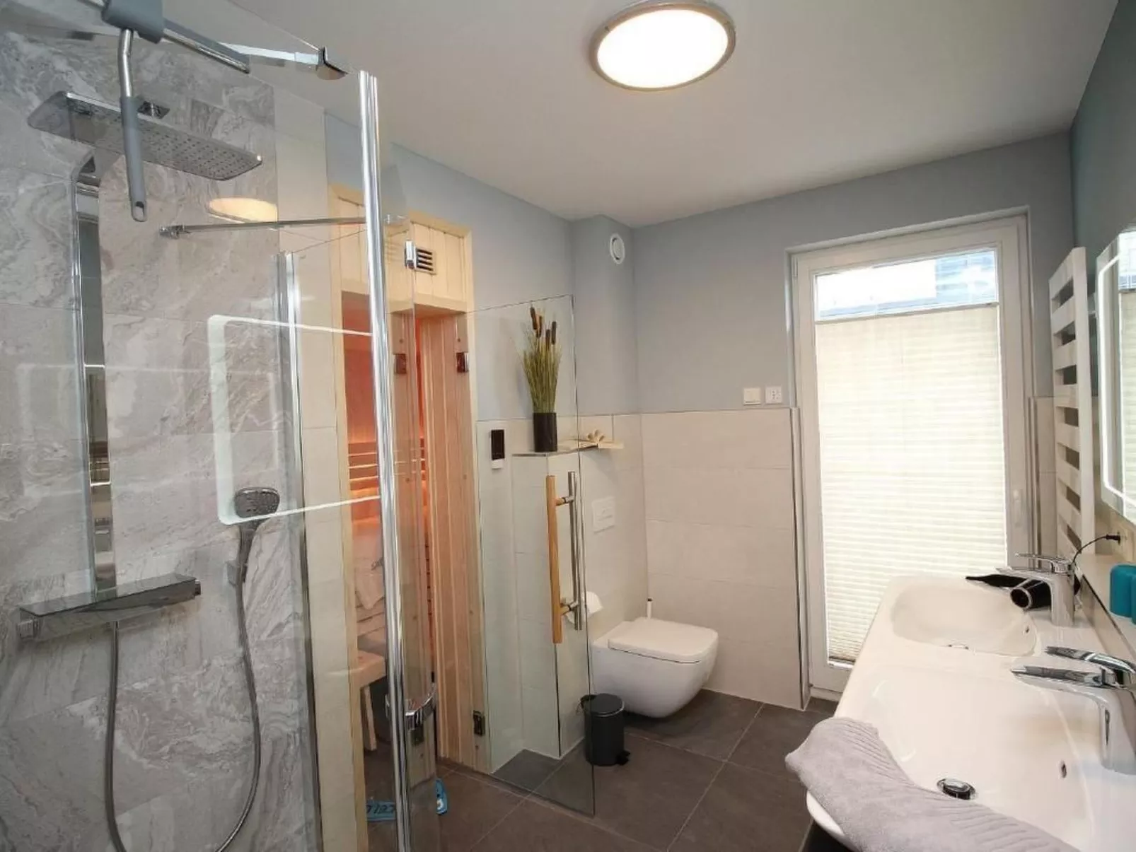 Apartement Villa Am Meer in Glowe mit Terasse EG-Inside