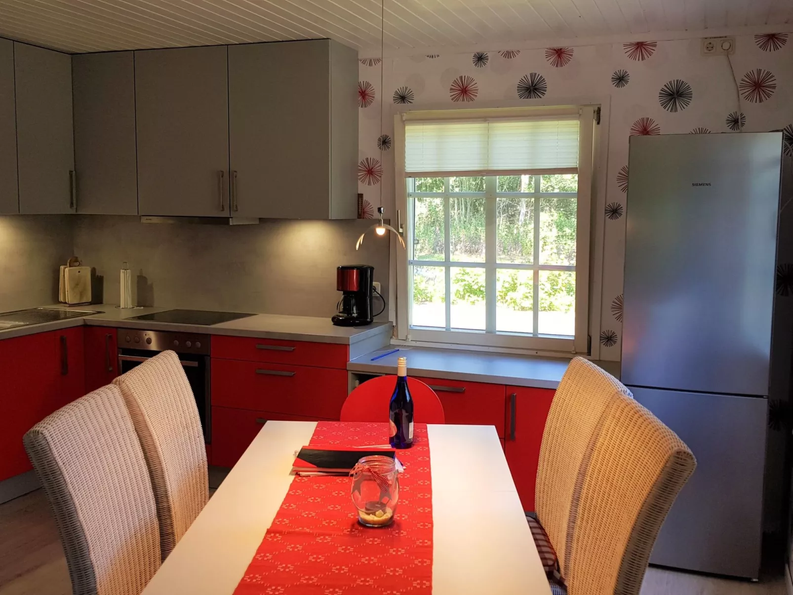 Idyllisches Reetdachhaus mit großem Garten-Inside