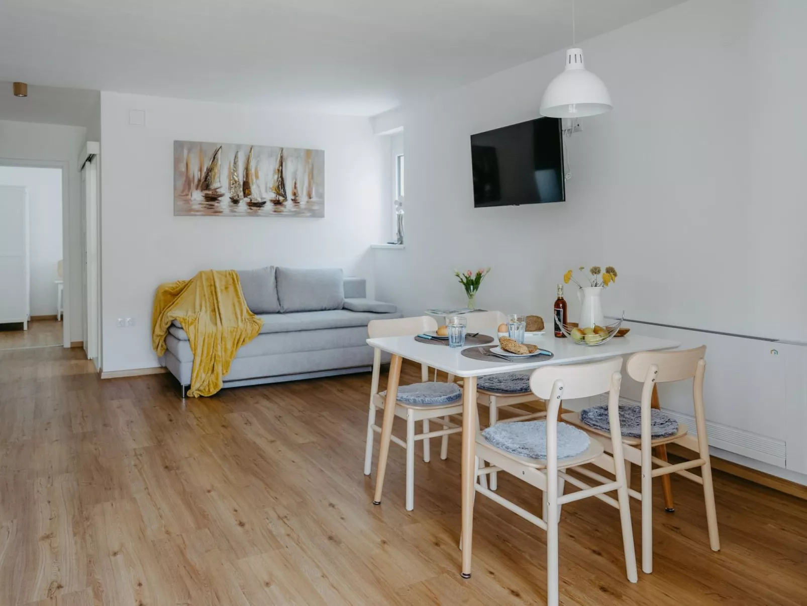 Lakeside Top2-Drinnen