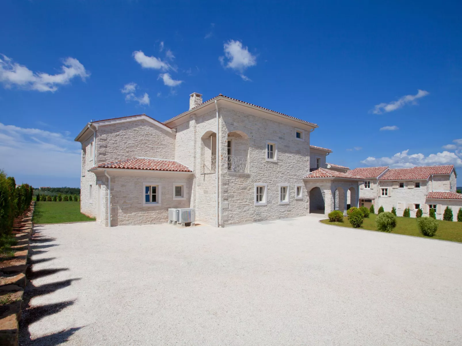 Mit Privatpool für 10 Personen ca. 400 m&sup2; in Bajkini, Istrien (Binnenland - Outside