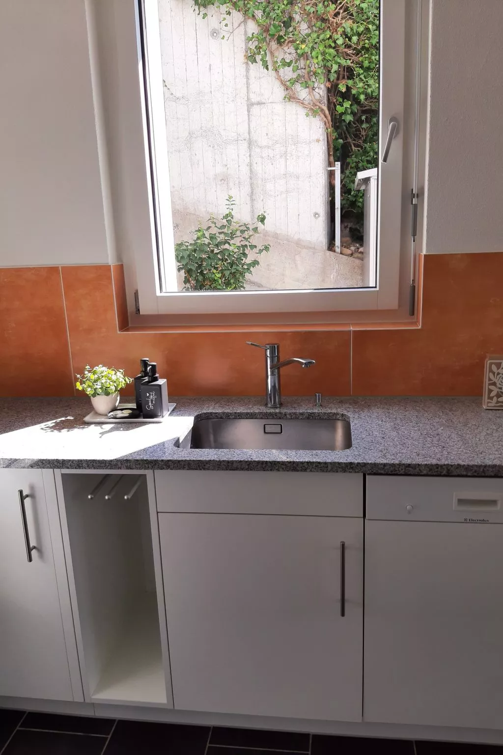 Oase in Sarnen-Inside