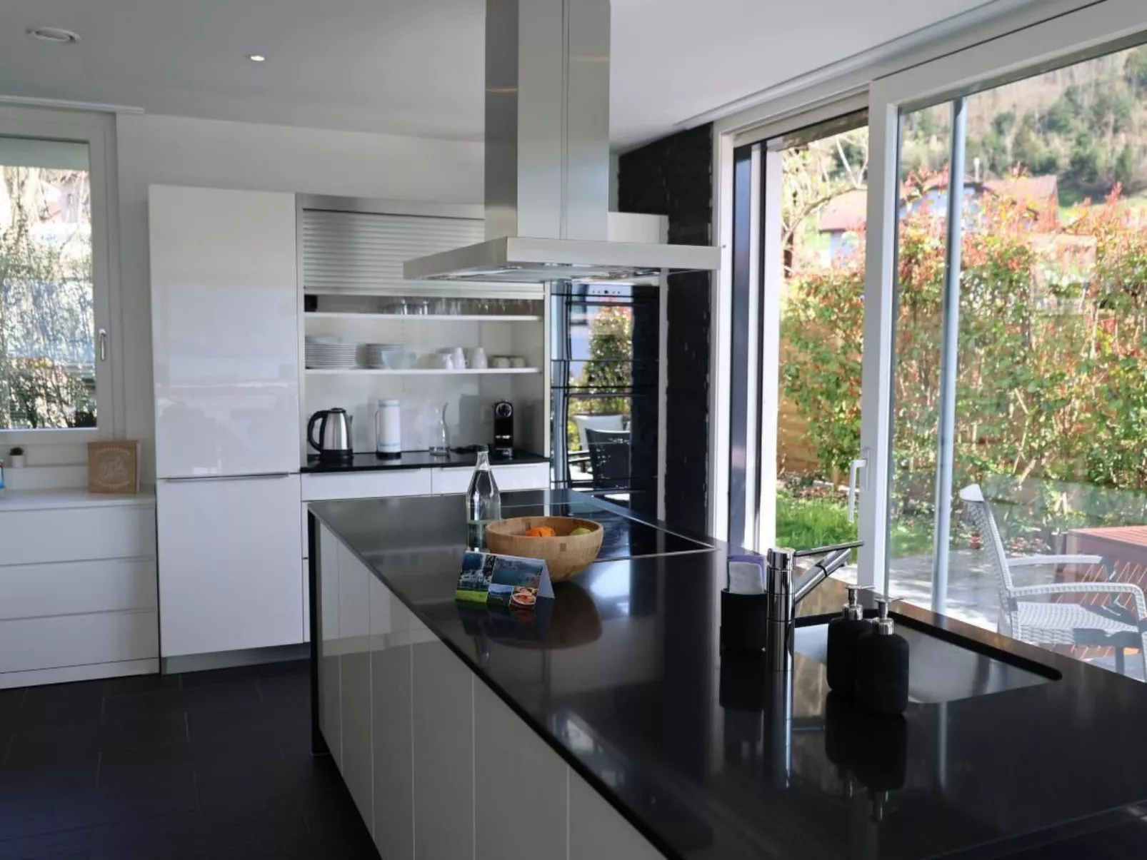 Villa am See 2 / Beach House-Inside