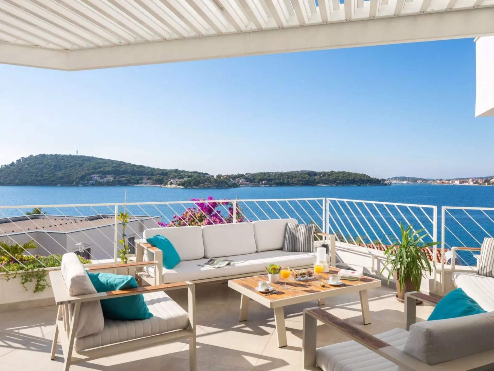 Villa mit Hydromassage und beheiztem Pool-Image-tags.info