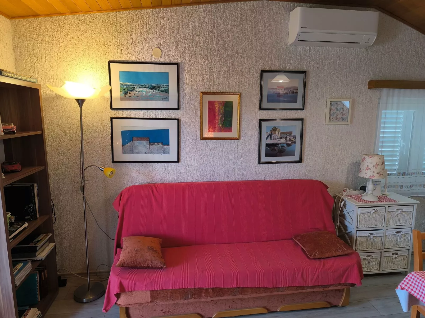 Für 3 Personen  + 1 Kind ca. 68 m&sup2; in Žaboric, Dalmatien (Gespanschaft Sib-Image-tags.info