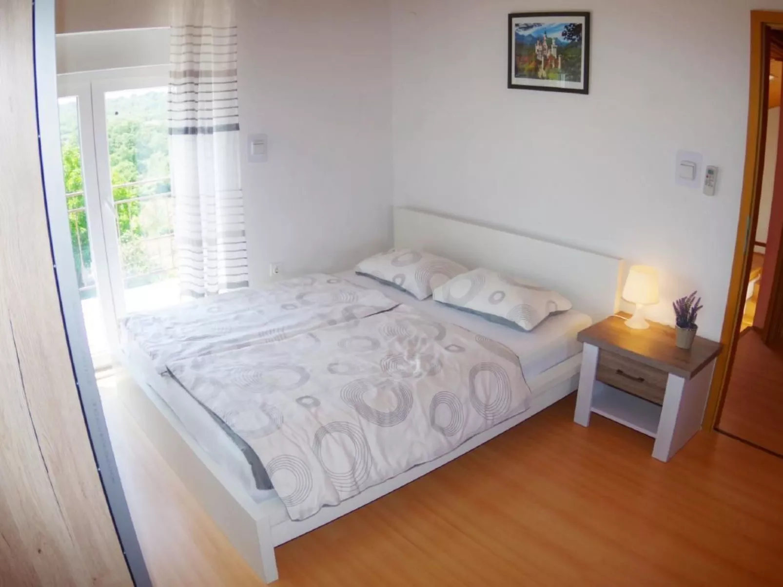 Im Dorf Kujići-Inside