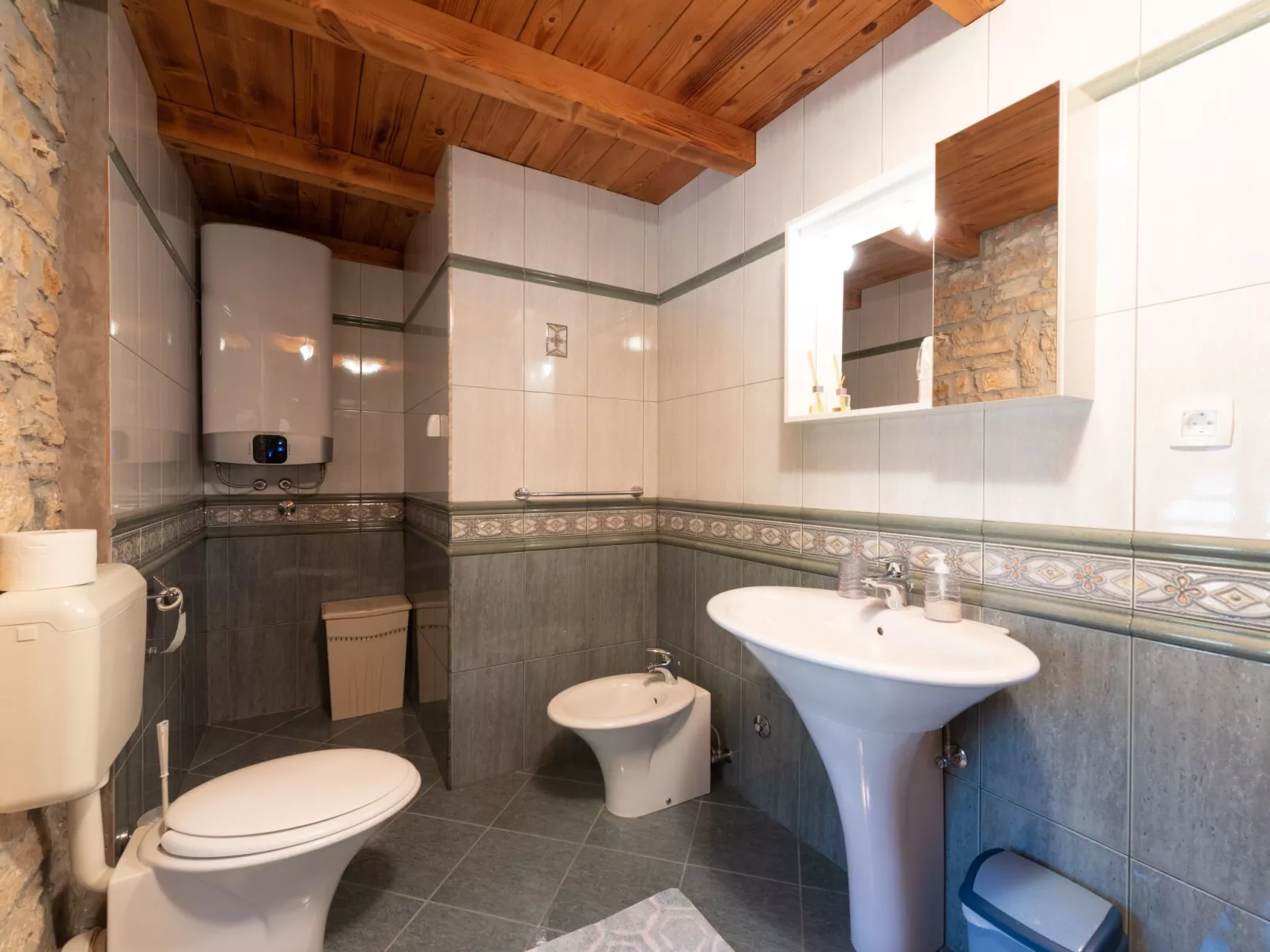 In Krculi mit Privatem Pool-Drinnen