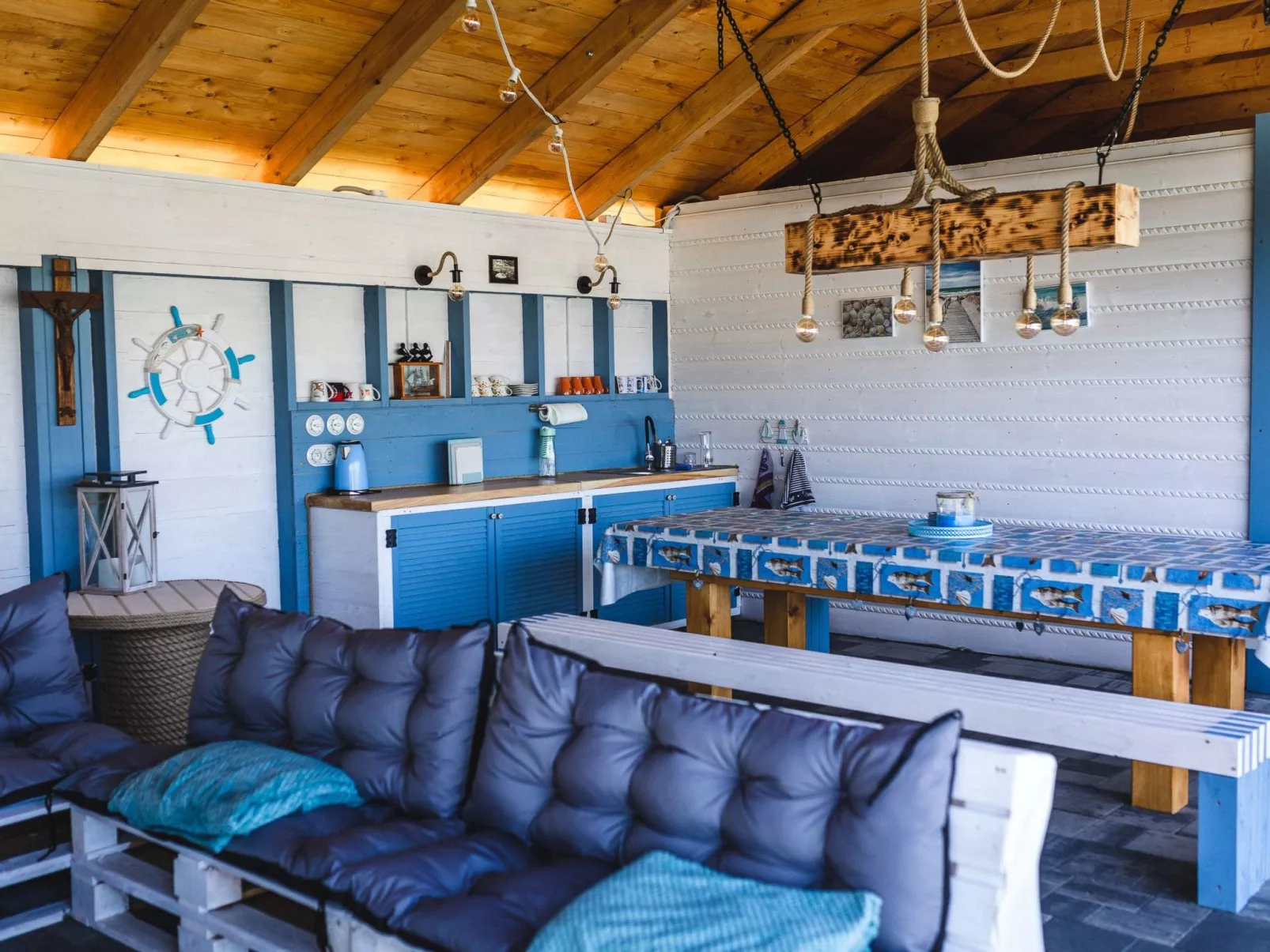 Für 5 Personen-Drinnen