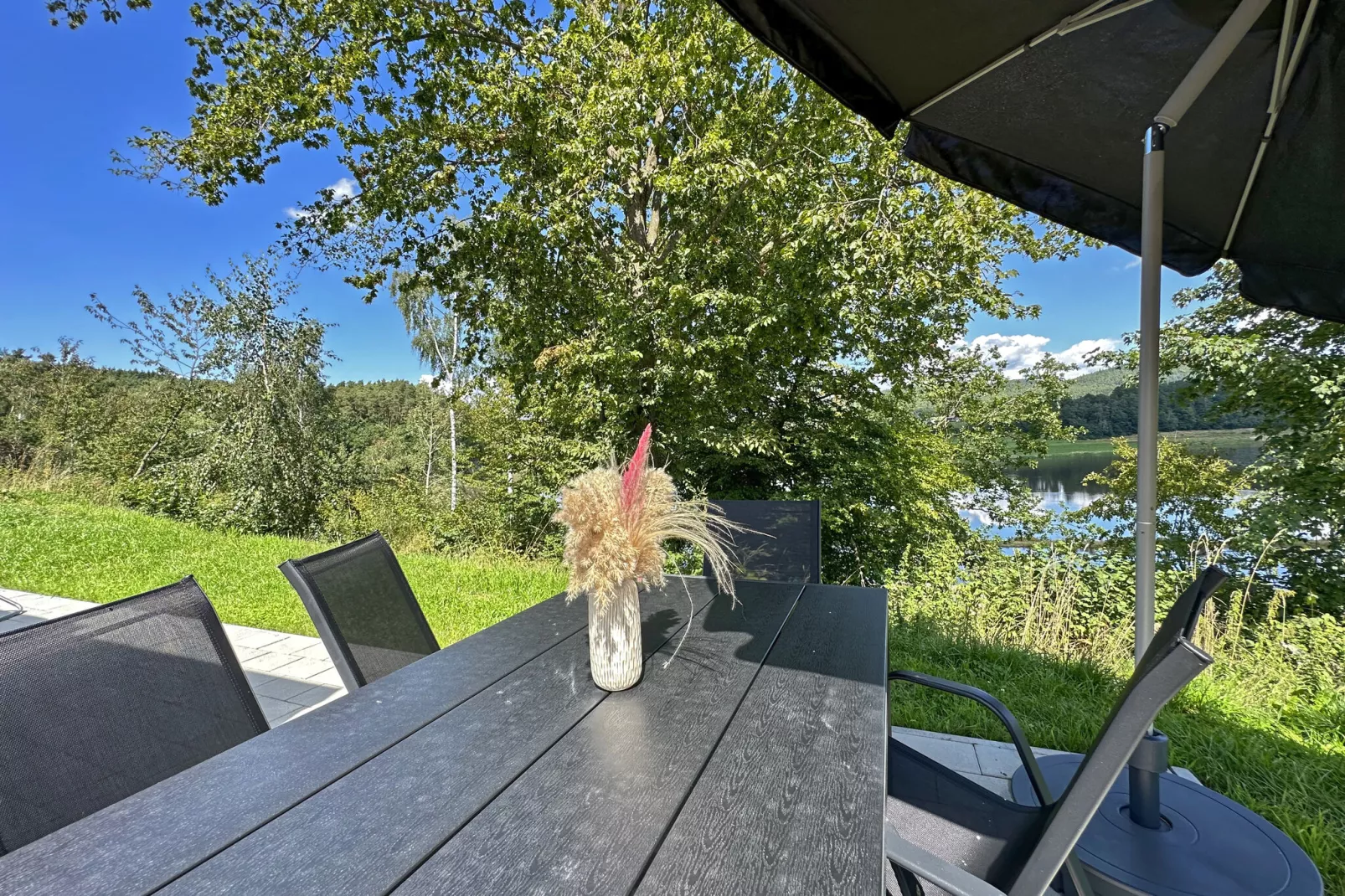 FERIENDORF SEEBLICK - Tiny Chalet am Eixendorfer See-Terrace balcony