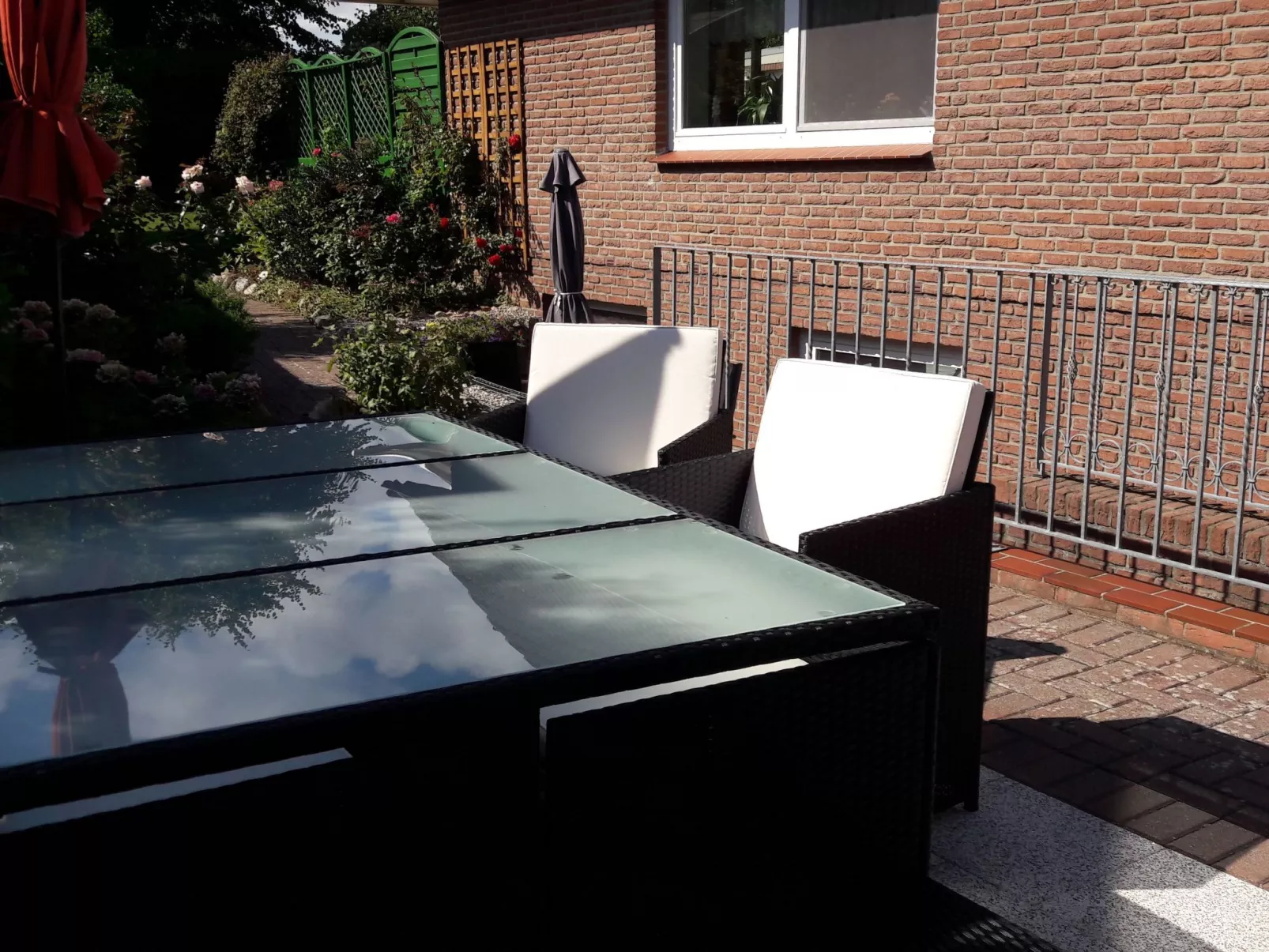 Wohnung in Neue Tiefe mit Terrasse, Garten und Grill-Draußen