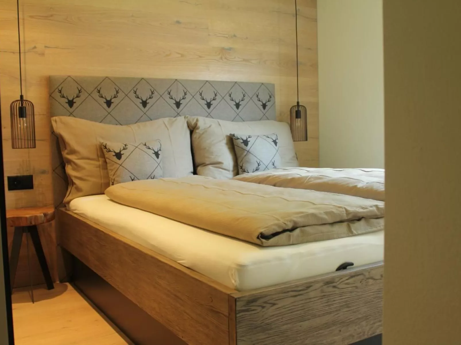 Chesa Freihof - Inside