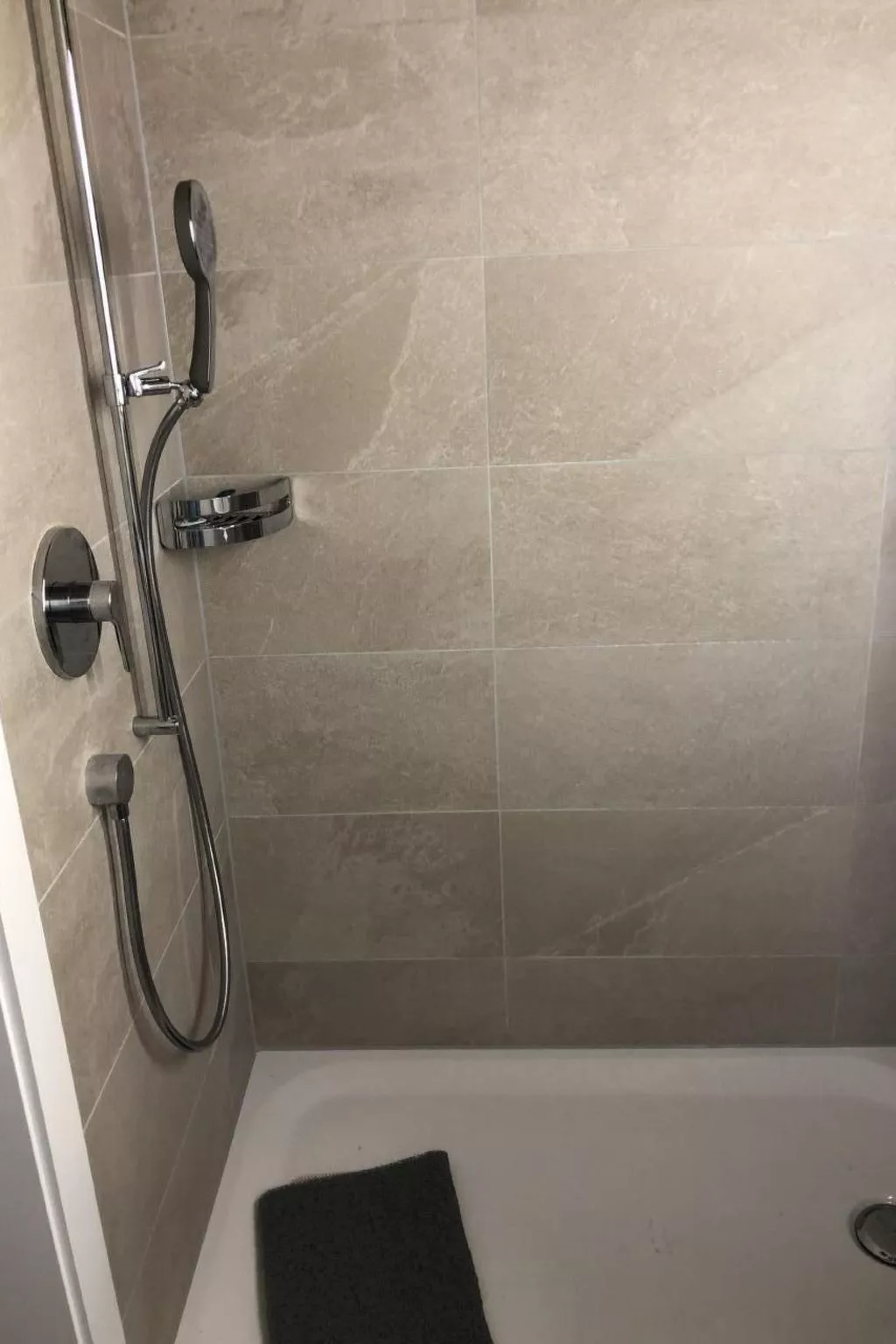 Sunny retreat-Inside