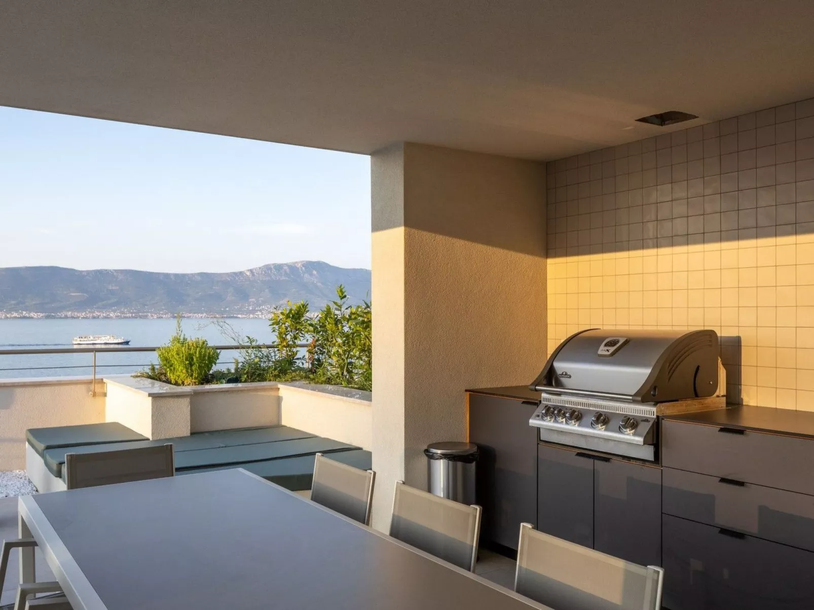 Luxuriöse Villa Aqua-Dehors