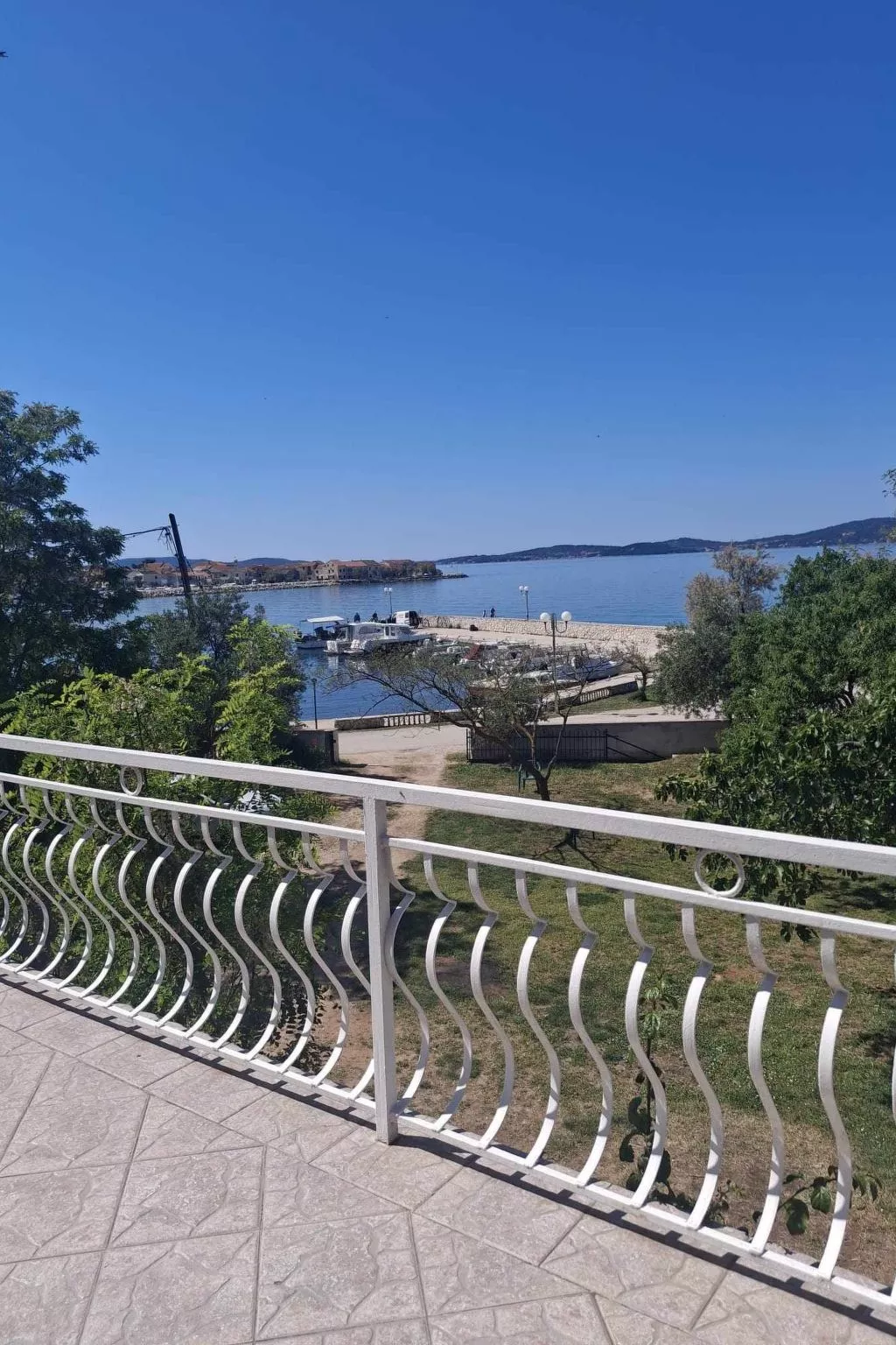 Sonnige Wohnung "Bepo" mit Blick auf das Wasser-Image-tags.info