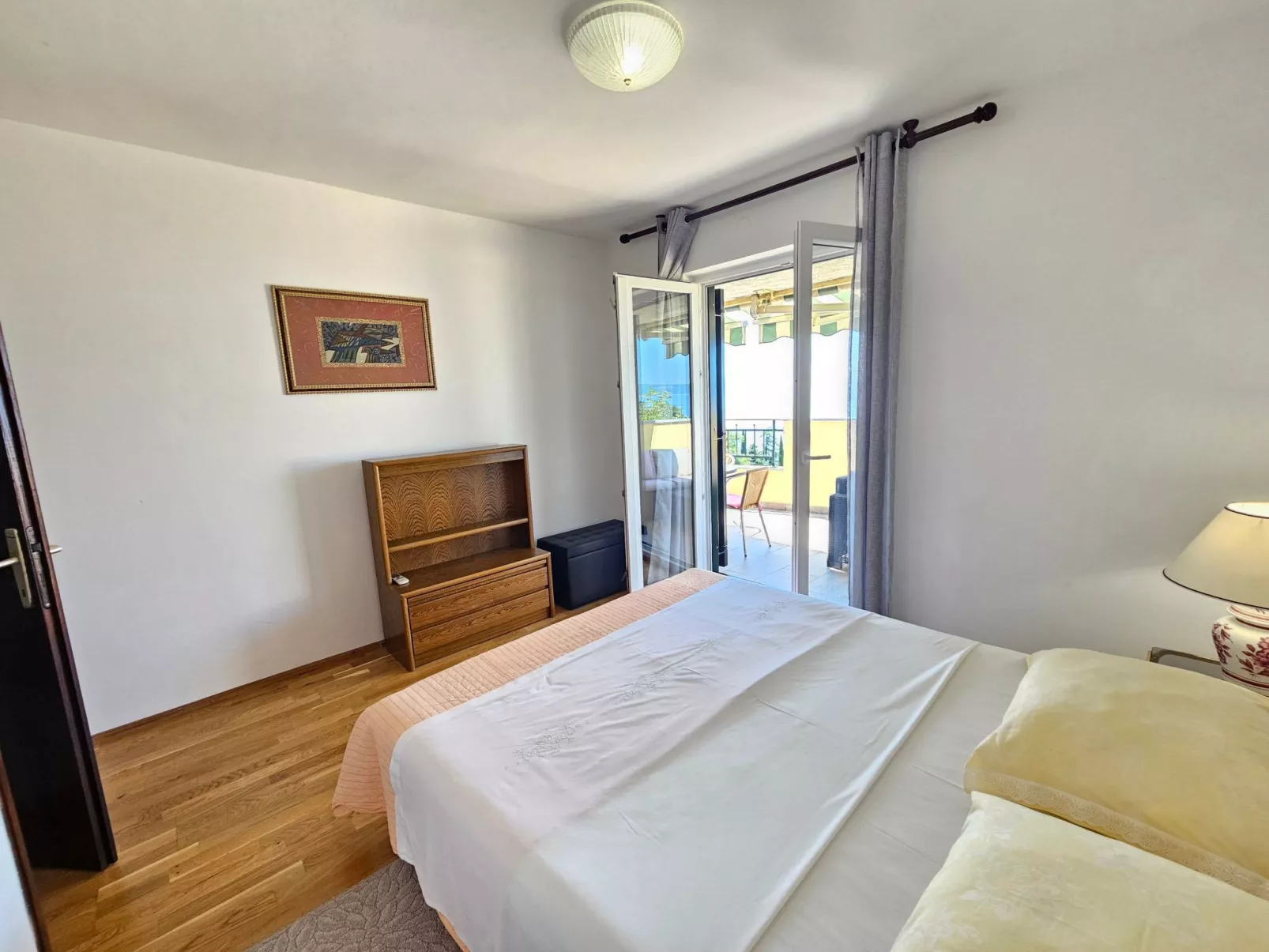 Wohnung mit Meerblick, 150 m vom Strand entfernt-Dedans