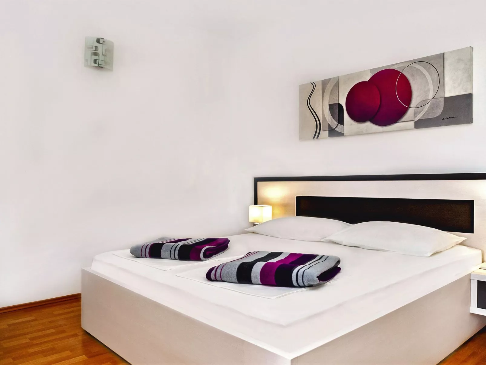 Ein luxuriöses Apartment in der Nähe des Zentrums, am Flussufer-Inside