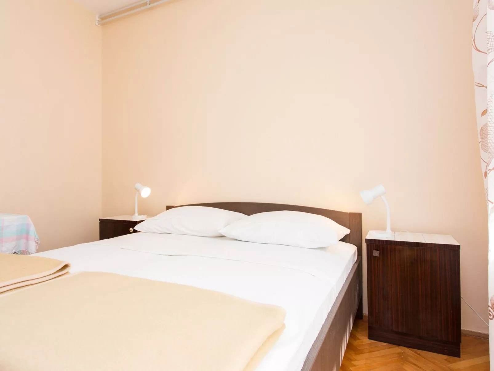 Appartement "Apartman Ester" mit Terrasse-Drinnen