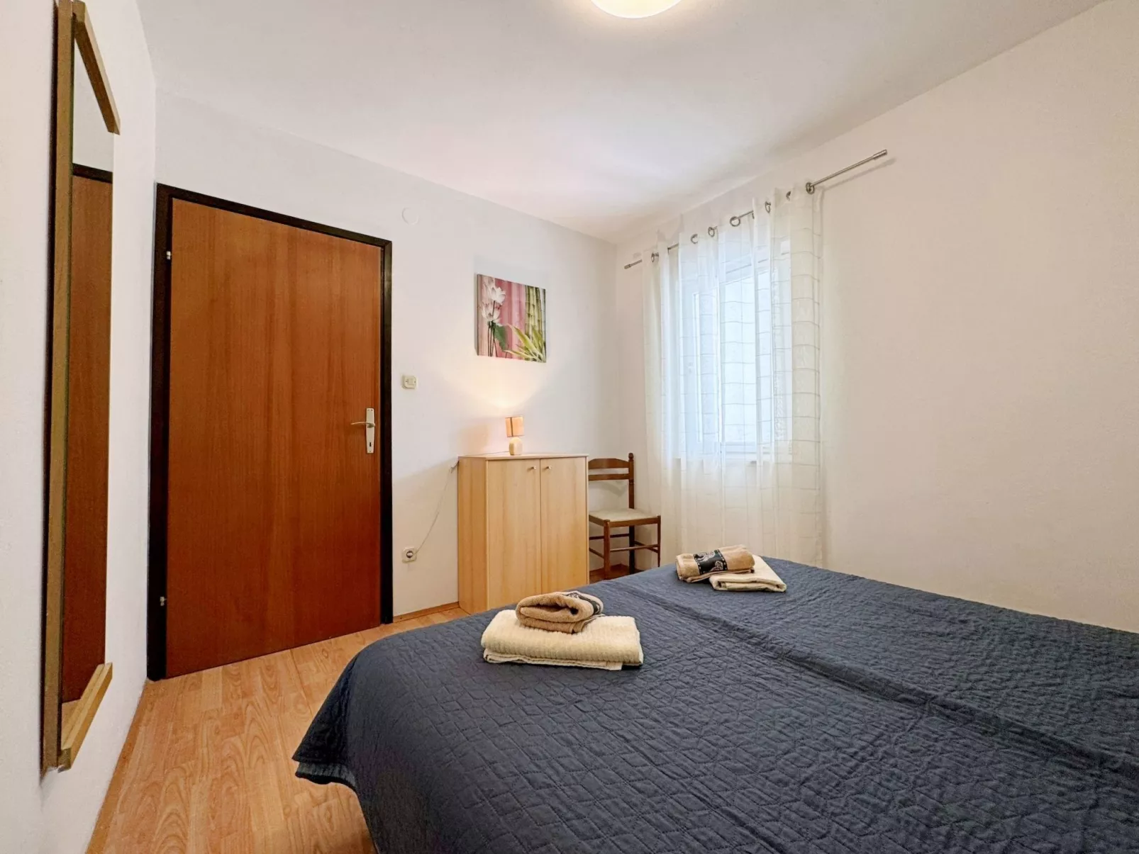 Apartment Car-Dedans